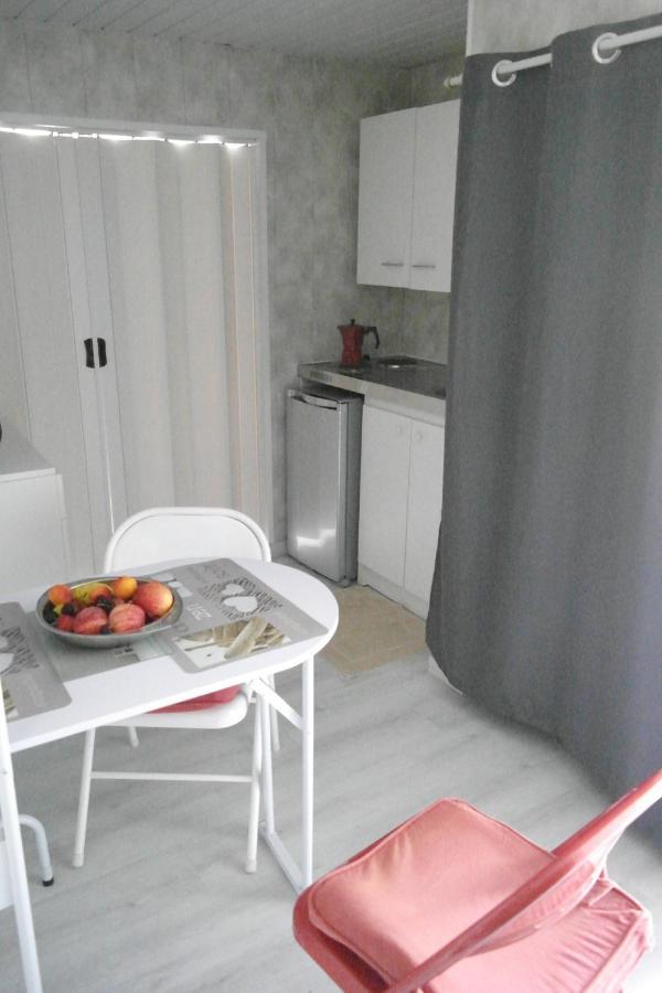 Studio 30 M2 Contes  Bagian luar foto
